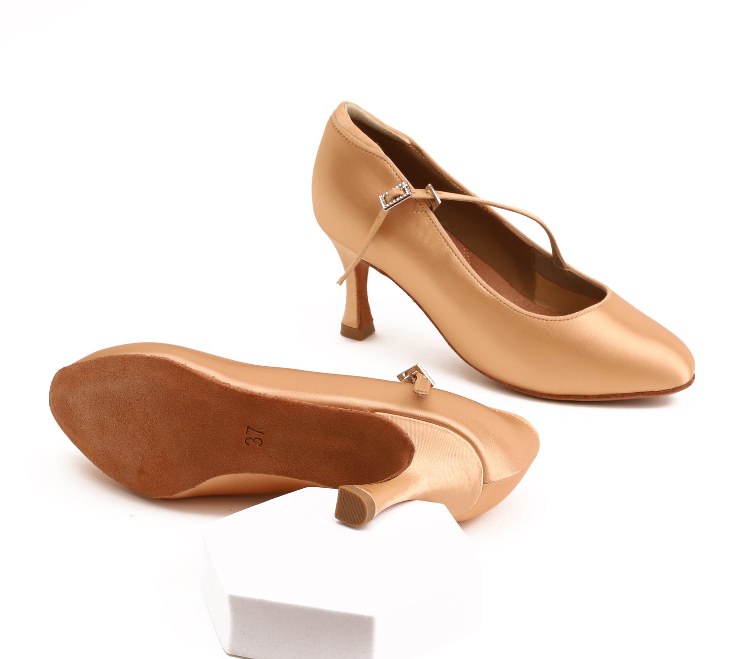 Delora - Peach Satin Rounded 7,5 cm Flare