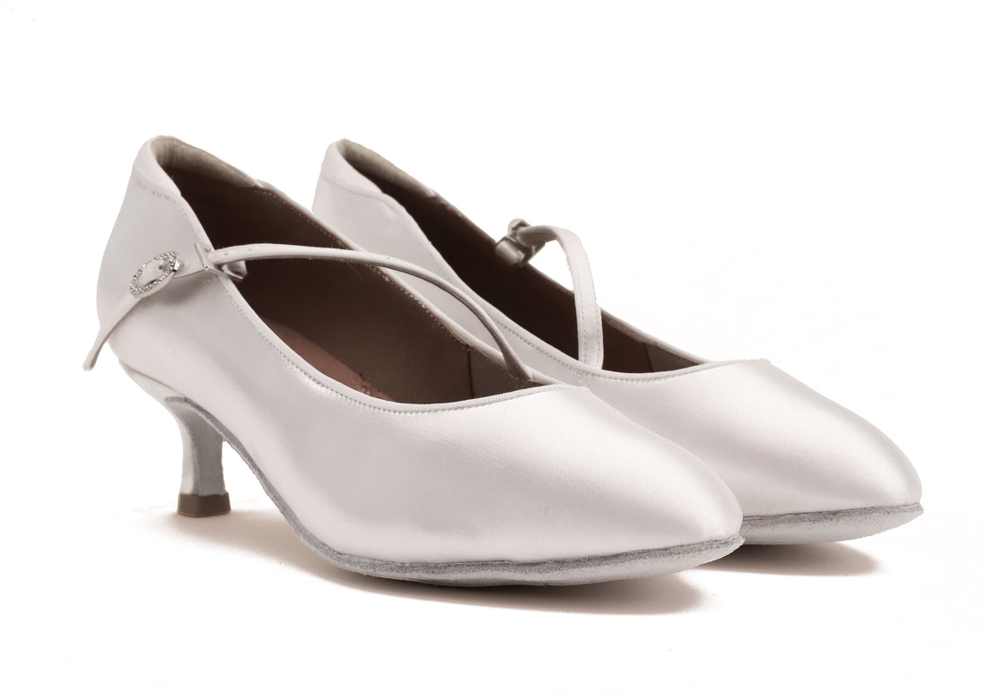 Delora - Weiß Satin Rounded 5 cm Flare