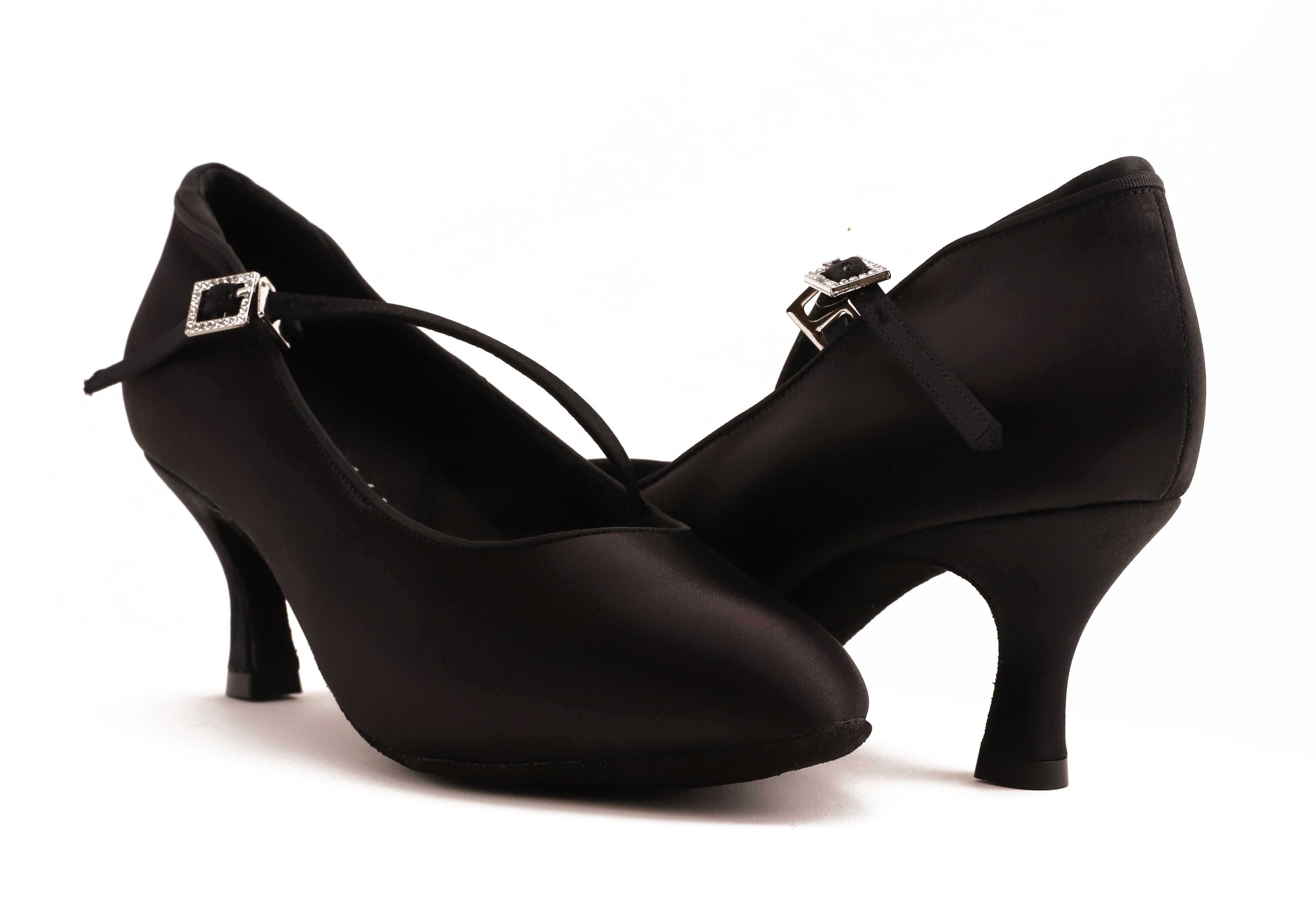 Delora - Schwarz Satin Rounded 6,5 cm Flare